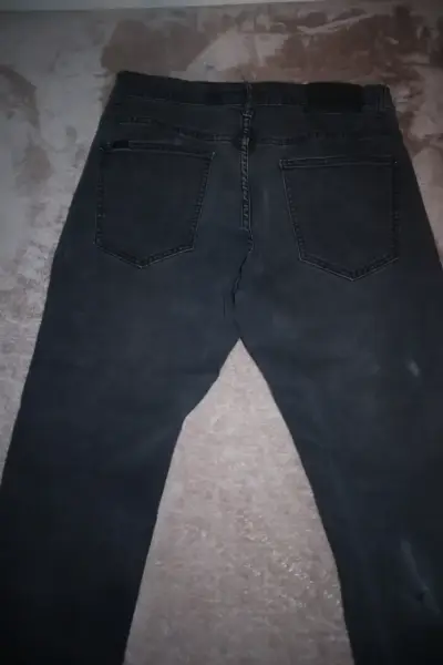 Jeans negros para hombre talla 44 - miniatura 1