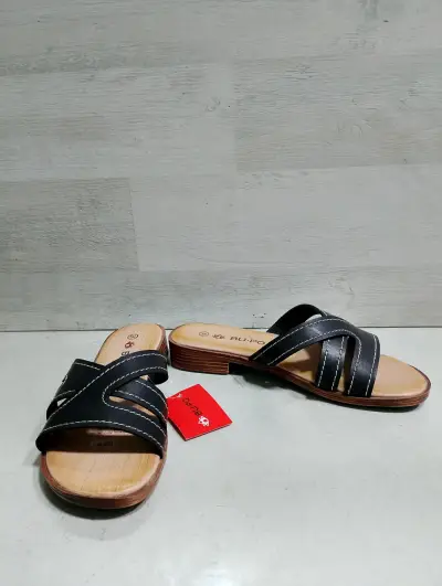 Sandalias planas de cuero negro Bupo - miniatura 3