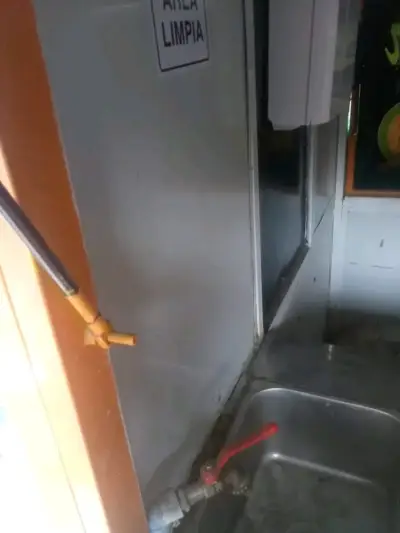 Carro de comida rápida con freidoras - miniatura 5