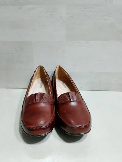 Zapatos de cuero marrón para mujer - miniatura 1