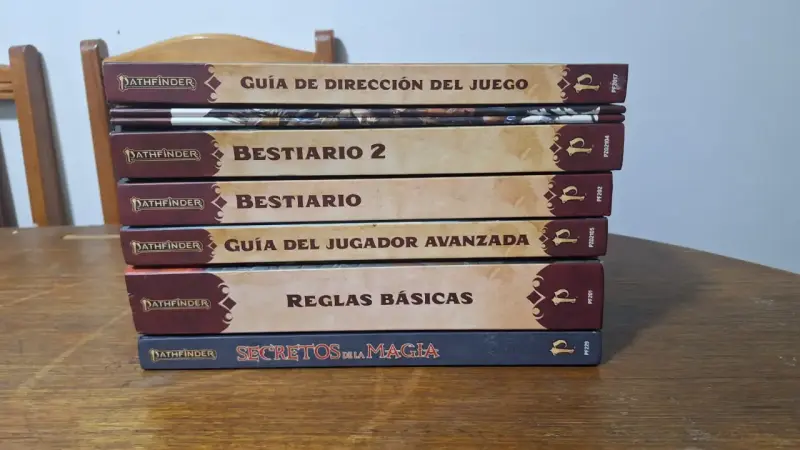 Pathfinder 2e Español 6 Libros + Pantalla GM - 1