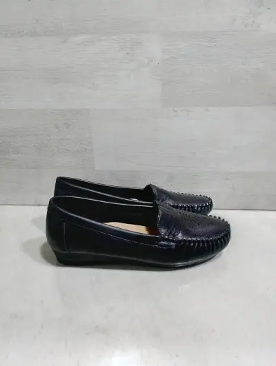 Mocasines negros de cuero para mujer - miniatura 2