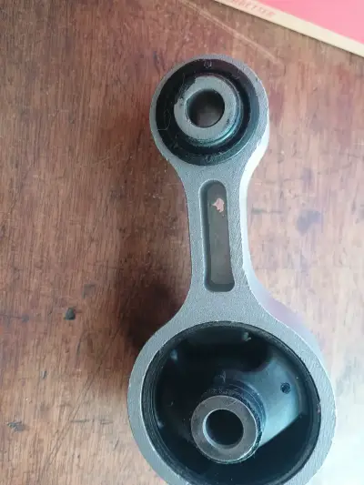 Soporte de motor para mazda 6 - miniatura 2
