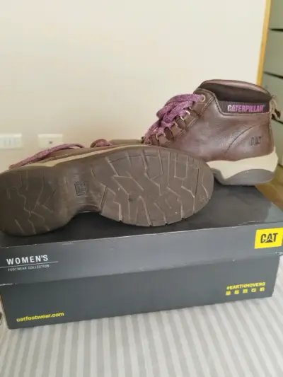 Botas Caterpillar para mujer color marrón - miniatura 2
