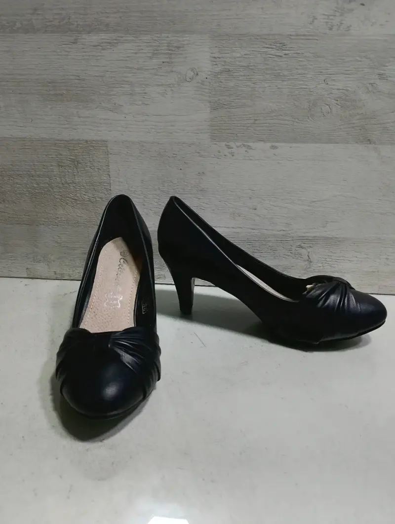 Zapatos de Tacón Negro para Mujer Elegantes - 3