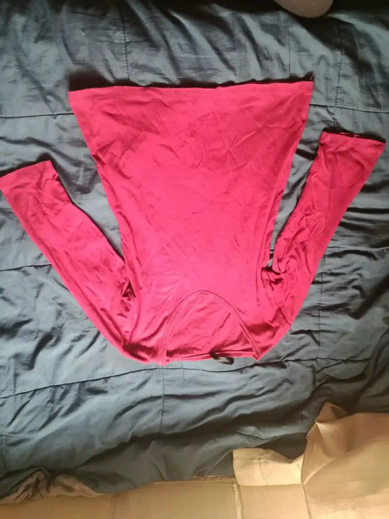 Polera manga larga roja para mujer