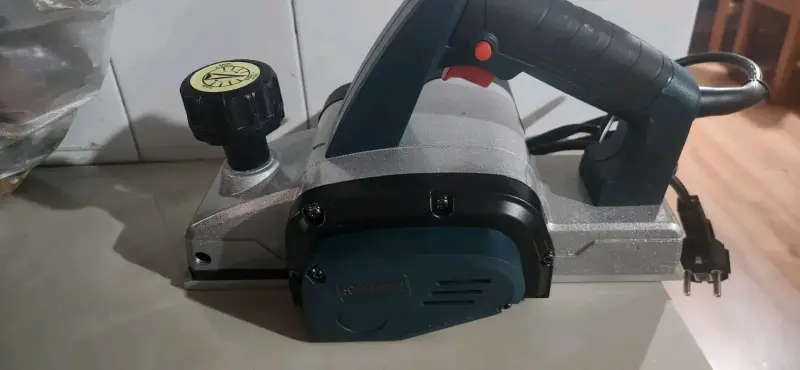 Cepillo eléctrico Dairo con estuche - 3