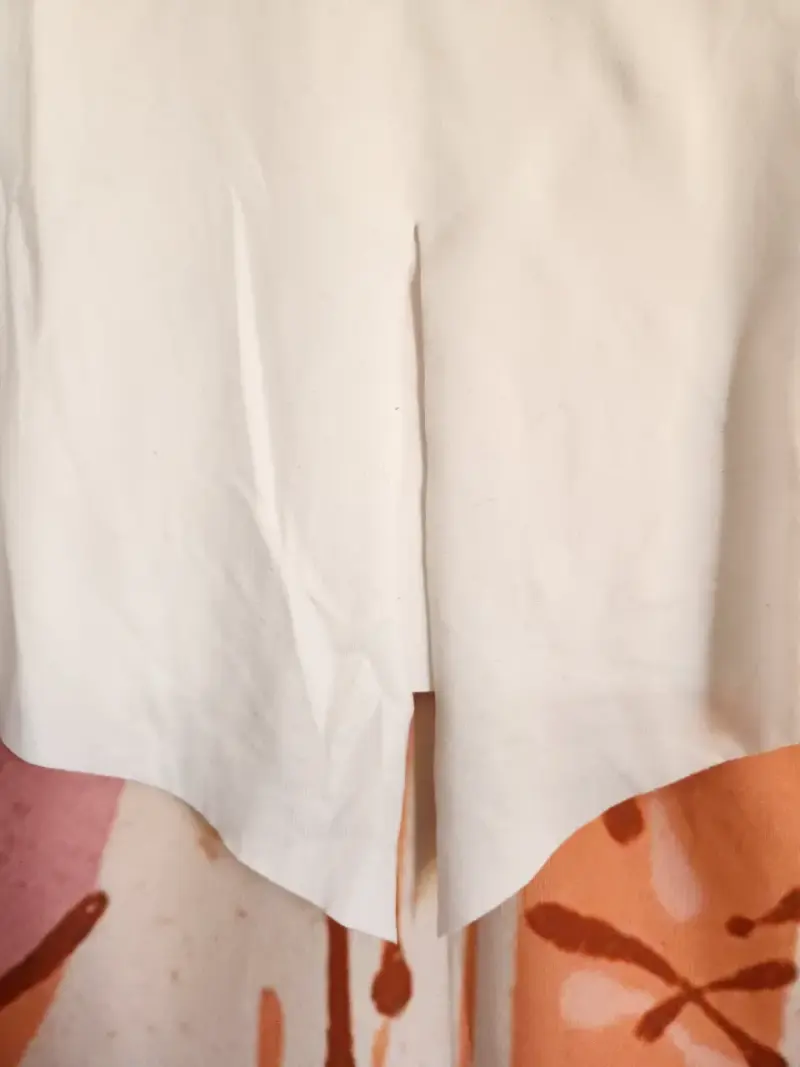 Polera Blanca con Estilo Casual - 6