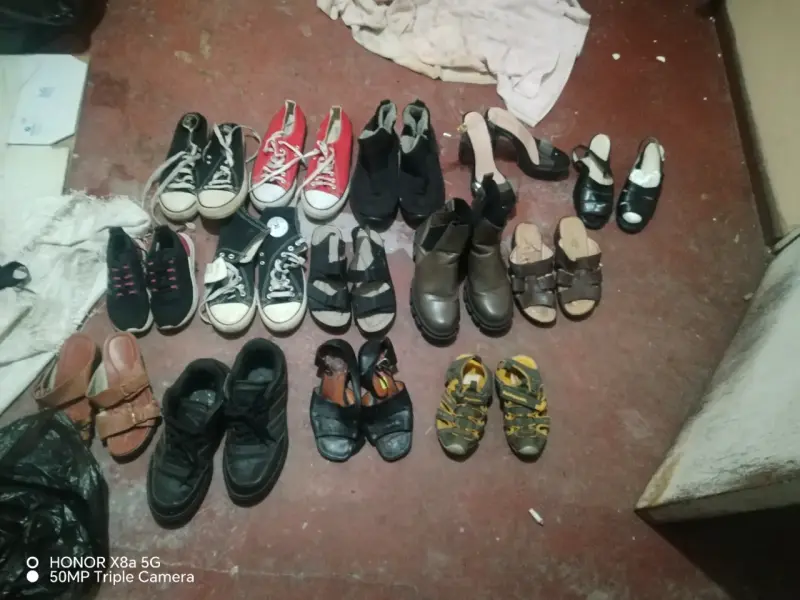 Lote de zapatos variados para adultos y niños - 3