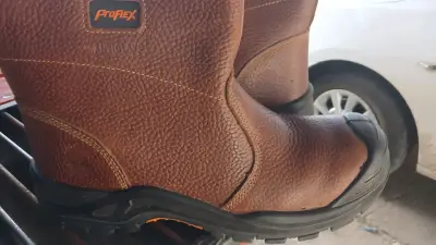 Botas de seguridad marrones Proflex Anticlavos - miniatura 1