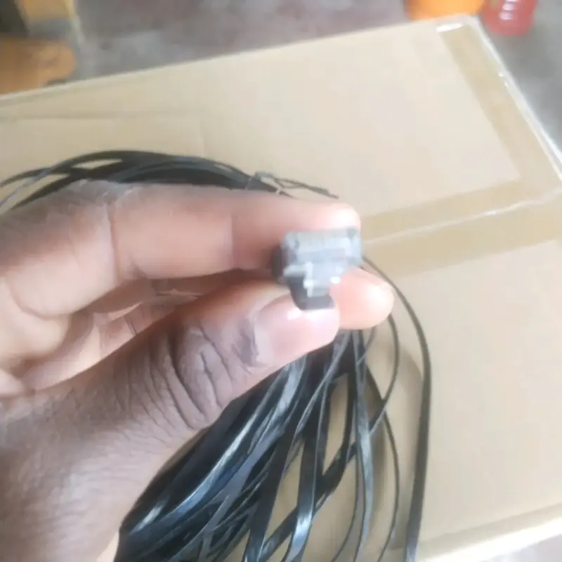 Cable de red plano negro 30 metros CAT 6 - 3