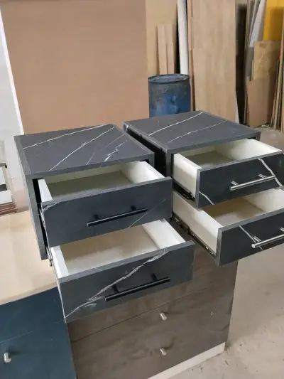 Cajoneras de Melamina Negra con Tiradores Modernos - miniatura 1