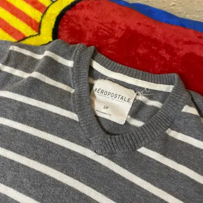Suéter Aeropostale Talla S - miniatura 3