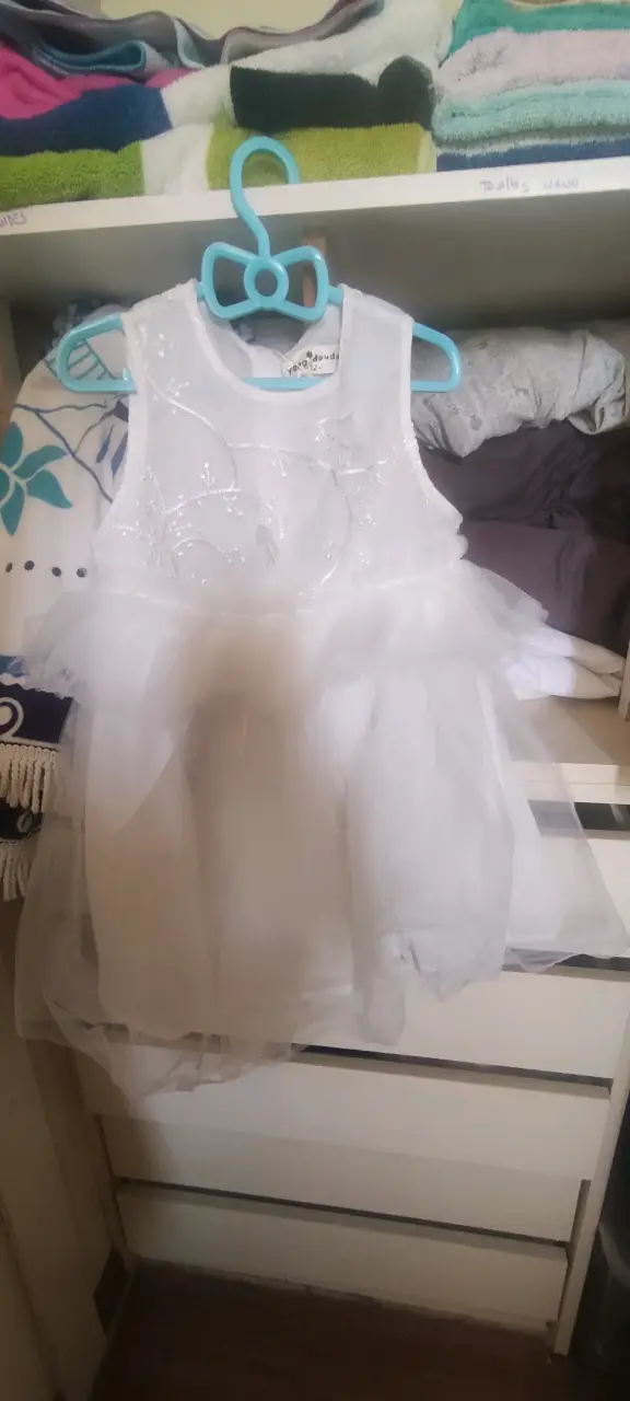 Lote de vestidos para niña en varios colores y estilos - 2
