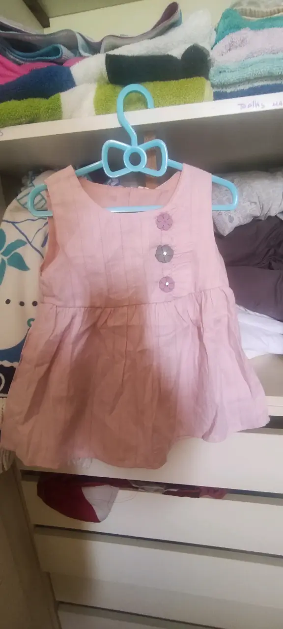 Lote de vestidos para niña en varios colores y estilos - 3