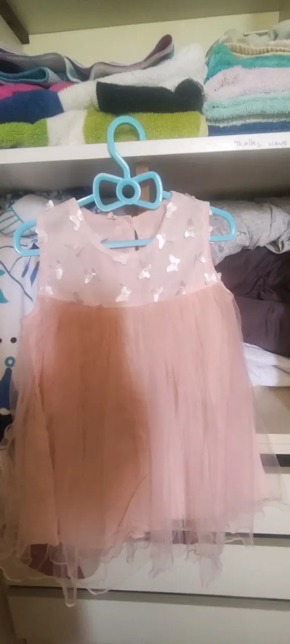 Lote de vestidos para niña en varios colores y estilos - 4