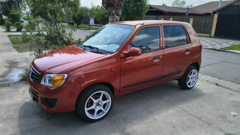Auto Suzuki Alto K10 2012  133km - 2