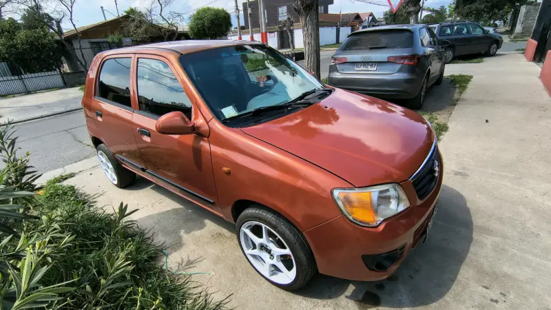 Auto Suzuki Alto K10 2012  133km - 4