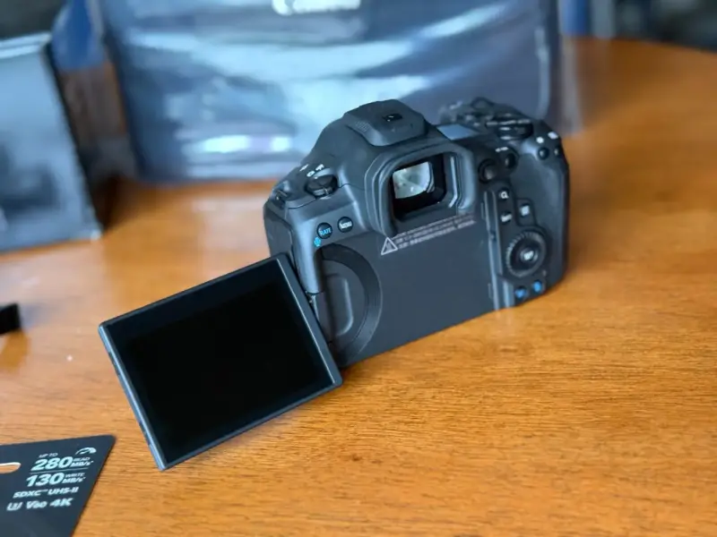 Cámara mirrorless Canon EOS R5 Mark II - 4