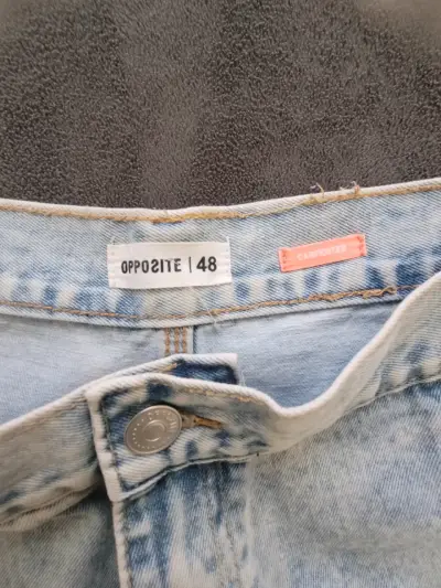 Jeans claros de mezclilla Opposite talla 48 - miniatura 3
