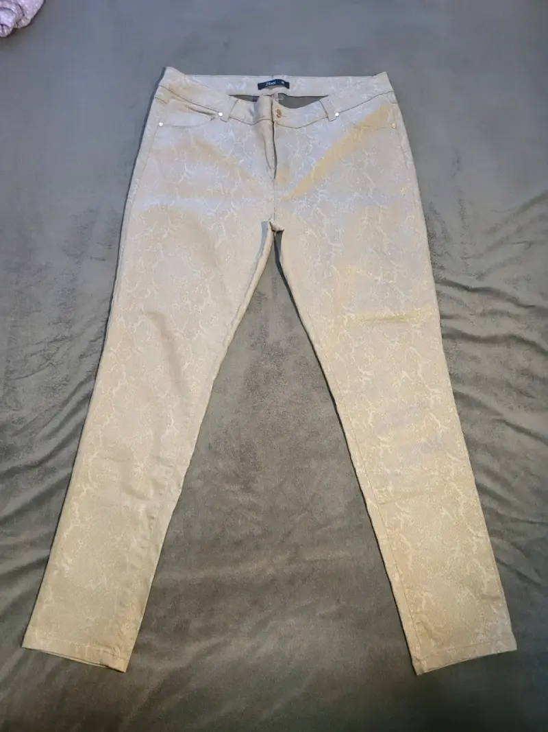 Pantalones beige con diseño de serpiente Zibel - 4