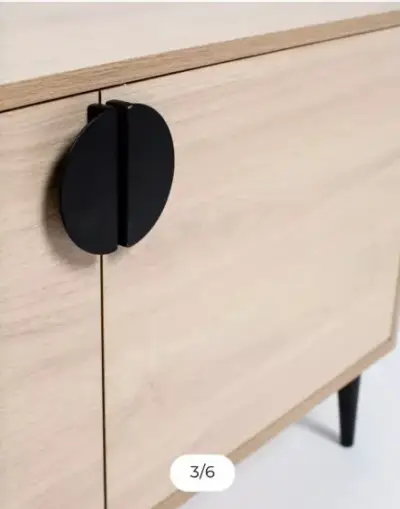 Mueble de TV moderno con puertas y estantes - miniatura 5