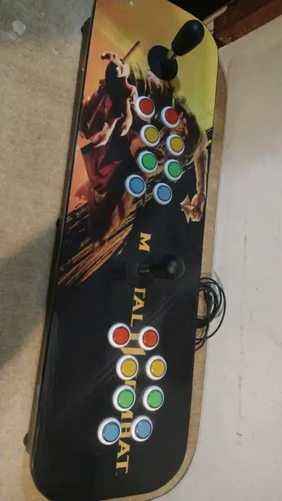 Consola Arcade Retro Mortal Kombat con Joysticks - miniatura 2
