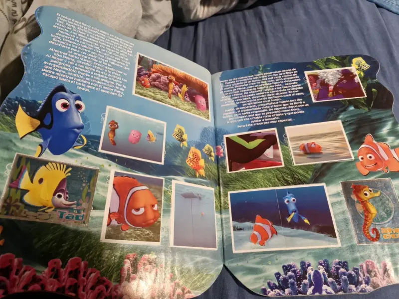 Album Buscando a Nemo de Disney Pixar - 4