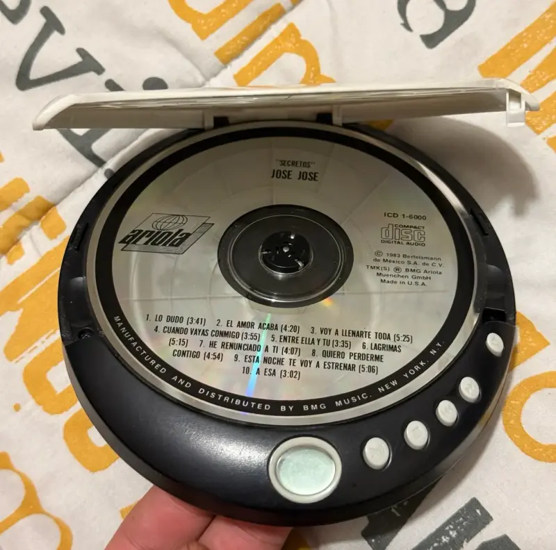 Reproductor de CD portátil Coby CX-CD109 - 2