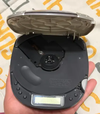 Reproductor de CD portátil Aiwa con DSL - miniatura 3