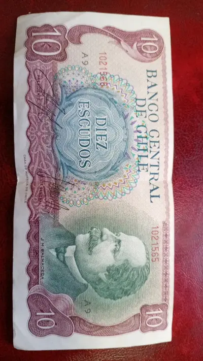 Billete antiguo de 10 escudos de Chile - miniatura 1