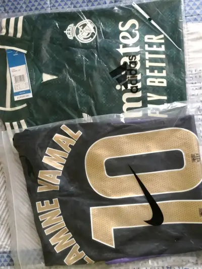 Camisetas de fútbol (Descripción) - miniatura 2