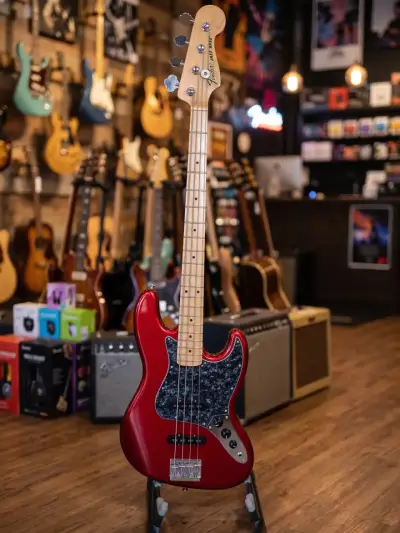 Bajo  Fender Jazz Bass American Special Rojo - miniatura 1