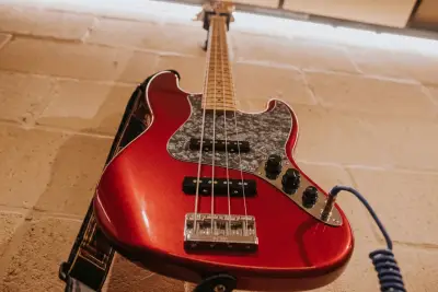 Bajo  Fender Jazz Bass American Special Rojo - miniatura 4
