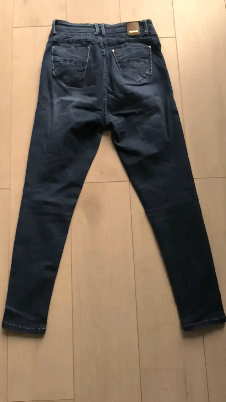 Jeans ajustados negros para mujer - 2