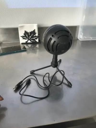 Micrófono USB Blue Snowball Negro con Trípode - miniatura 2