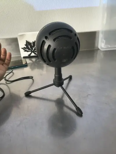 Micrófono USB Blue Snowball Negro con Trípode - miniatura 3
