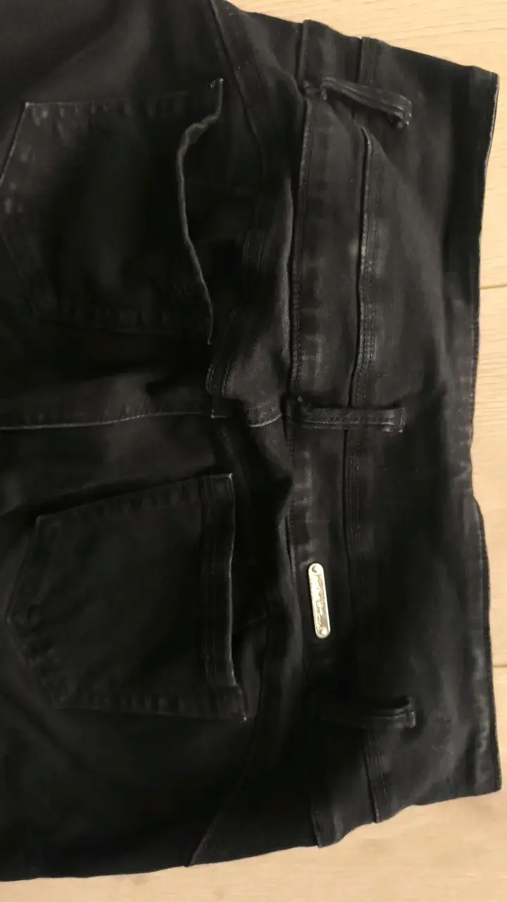 Jeans negros mujer Mossimo con botones - 3