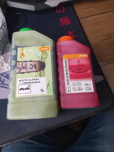 Aceite Stihl para cadena y mezcla 1L y 500cc - miniatura 2
