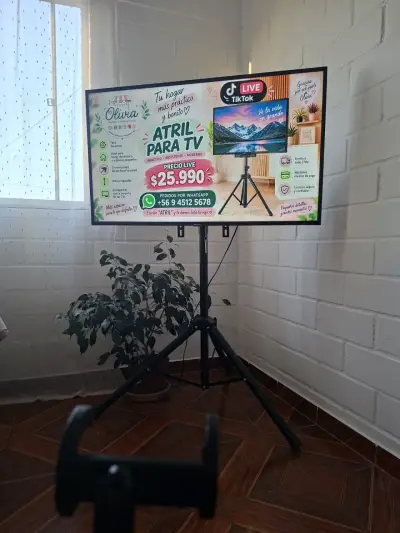 Soporte de TV con movimiento completo y ajuste de altura - miniatura 3