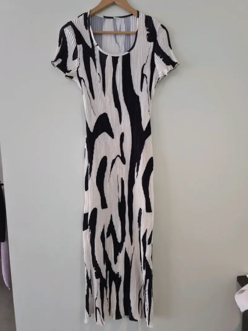 Vestido largo estampado blanco y negro - 1