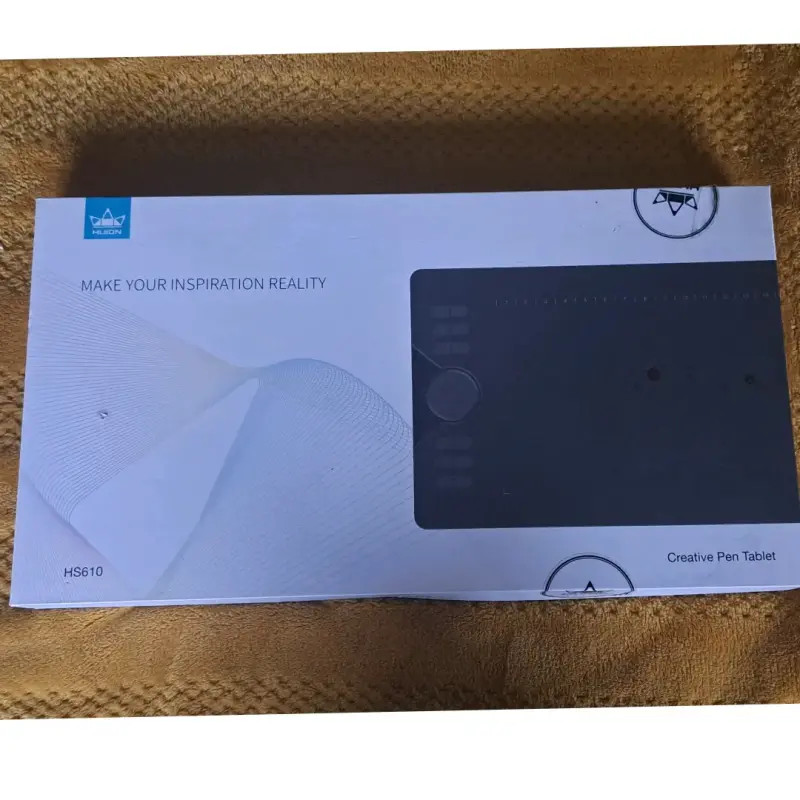 Tableta Gráfica Huion HS610 con Lápiz y Accesorios - 3