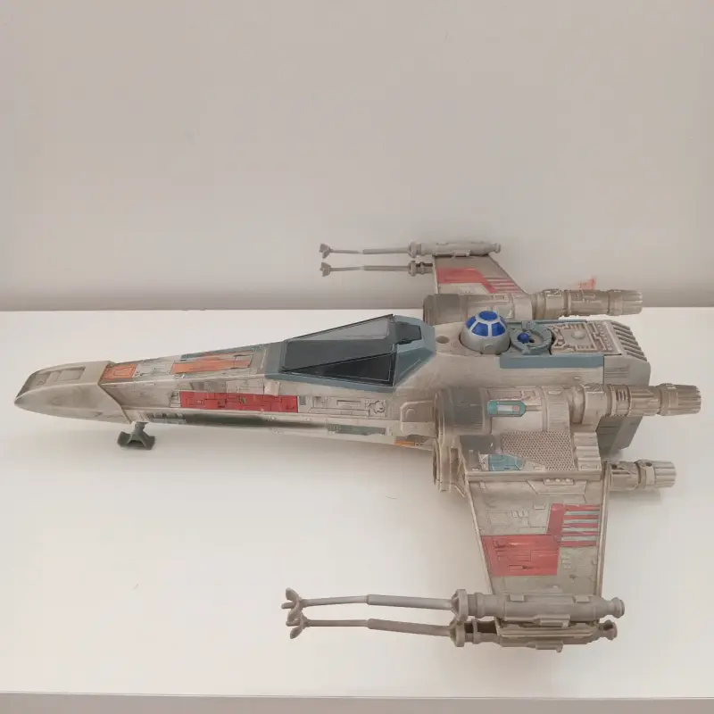 Nave Espacial X-Wing Star Wars de Juguete - 3