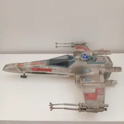 Nave Espacial X-Wing Star Wars de Juguete - miniatura 3