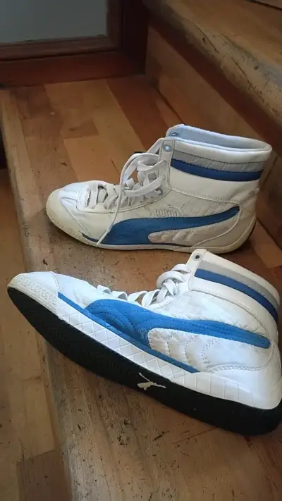 Zapatillas deportivas Puma blancas y azules - miniatura 1