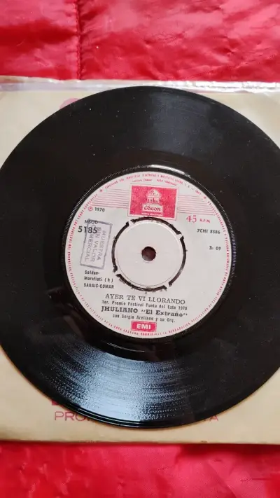 Vinilo 45 RPM Jinetes en el Cielo de Jhuliano - miniatura 4