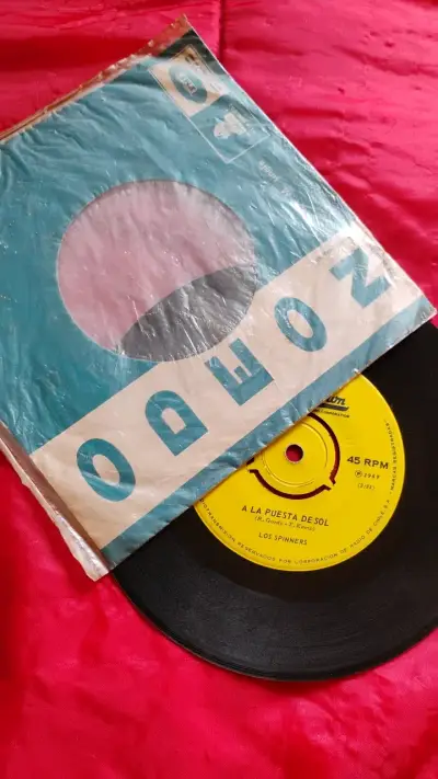 Vinilo 45 RPM Los Spinners A La Puesta De Sol - miniatura 1