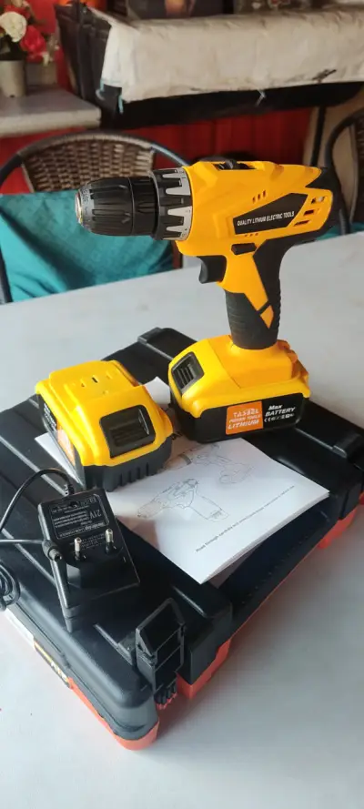 Taladro Inalámbrico con Batería de Litio - miniatura 1