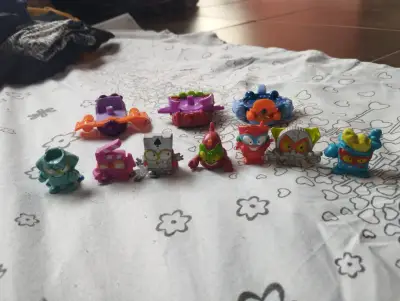 Figuras de Súper Zing miniaturas de colección - miniatura 2