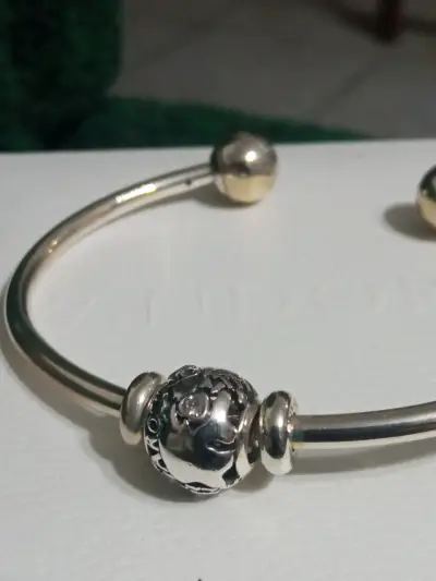 Pulsera de plata Pandora con charm - miniatura 4
